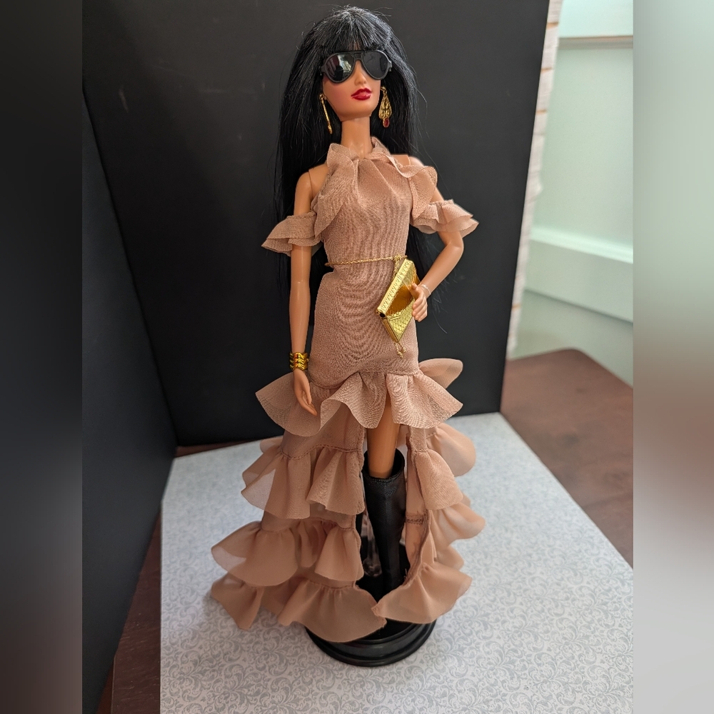 2006 Anna Sui Boho Barbie Restyled in Barbiestyle Brooklyn CM Outfit - Picture 11 of 13